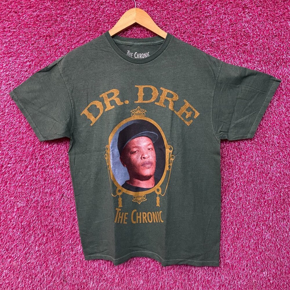 Dr Dre The Chronic Album Cover Art West Coast Rap T-Shirt Medium